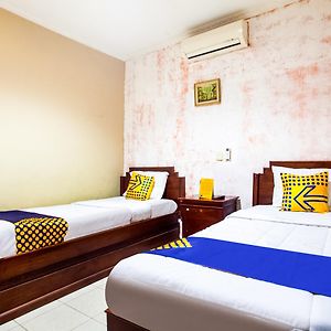 Kamar kembar small